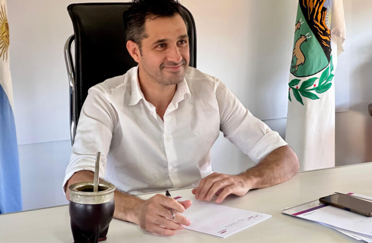 ¿Crisis en la UCR? Poggi le aceptó la renuncia a Rigau y le pidió que hagan lo mismo a todos los funcionarios que lo acompañaban