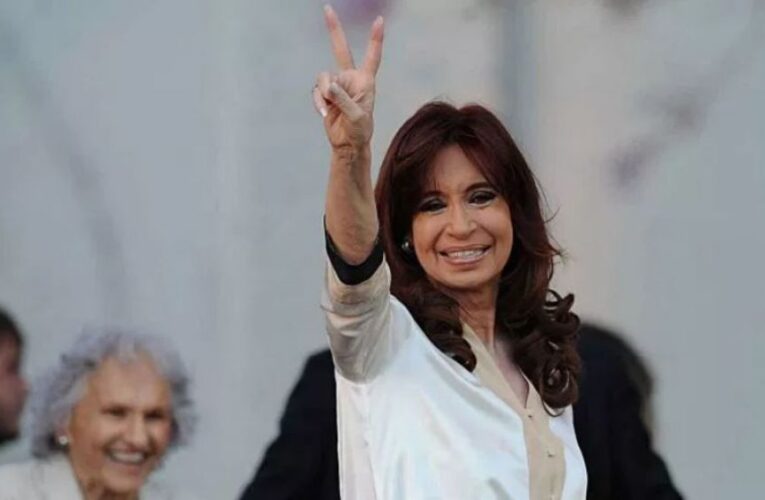 Cristina Kirchner anunció que será candidata a presidir el PJ y tendrá a Quintela como sparring en la interna