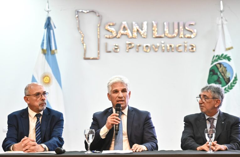“La corrupción y la impunidad destruyen las instituciones de la democracia”