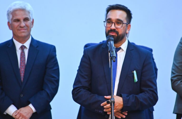 “No hay localidad que se desarrolle turísticamente si no tiene un sector privado fuerte”