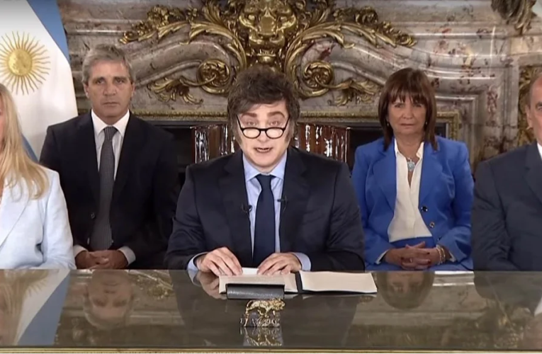 Javier Milei aseguró que en 2025 eliminará el cepo al dólar «para siempre»