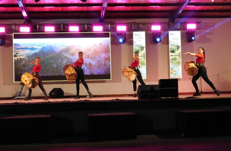 Este fin de semana, cinco pueblos harán bailar y cantar al público en sus fiestas de verano