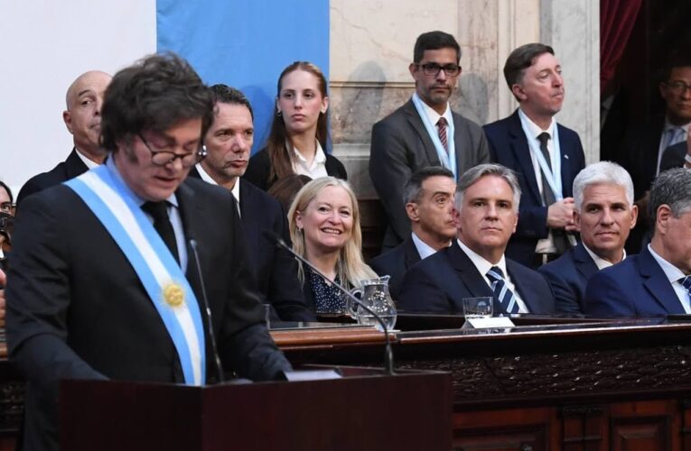 El Gobernador de San Luis participó del inicio de sesiones en el Congreso Nacional y apoyó la iniciativa de la reforma judicial
