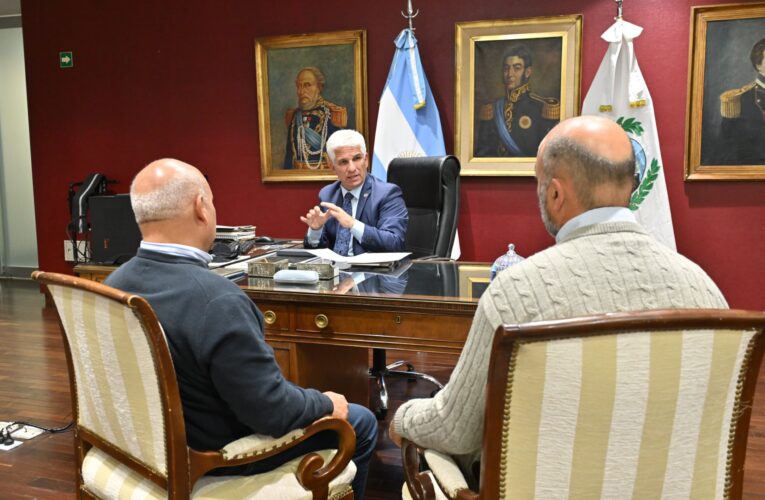 El Gobierno reparará a gran escala rutas no pavimentadas