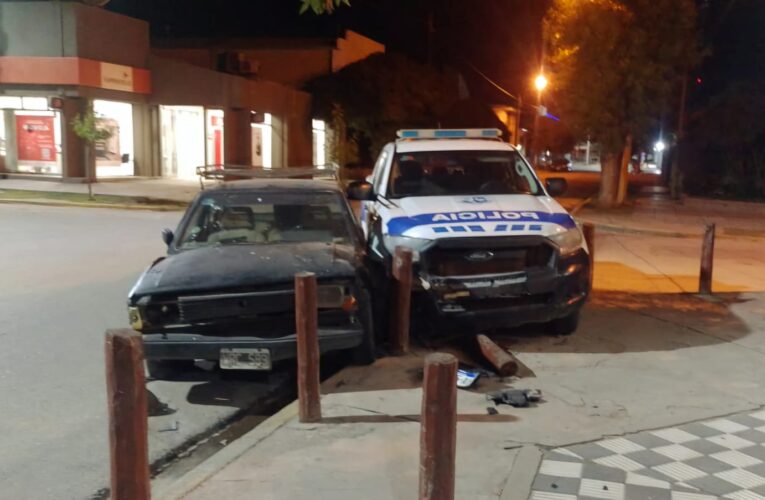 La Toma: Un automóvil conducido por un menor de 13 años colisiono a un patrullero que realizaba recorridos de prevención