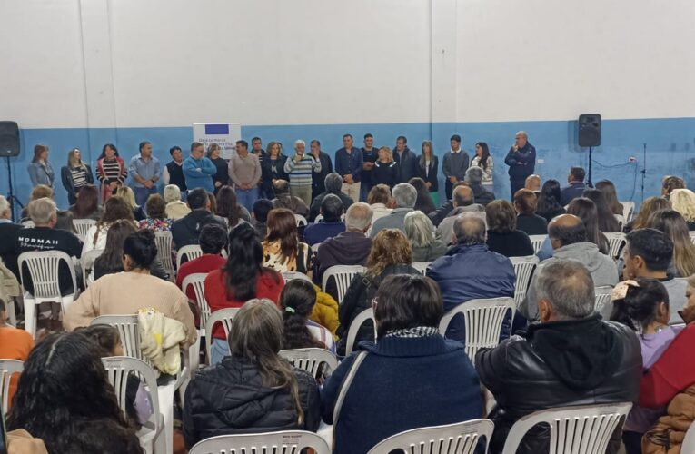 Elecciones del 11 de mayo: Claudio Poggi acompañó la presentación de sus candidatos del Departamento Belgrano.