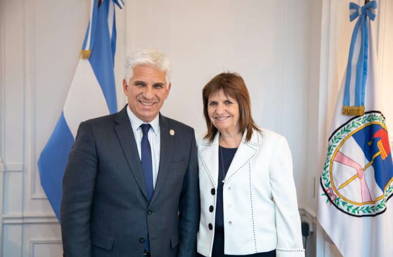 La ministra Patricia Bullrich recibió al gobernador Claudio Poggi