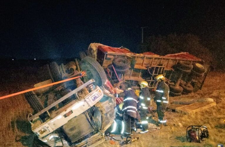 San Luis: un joven falleció tras el vuelco de un camión en la Autopista de las Serranías Puntanas