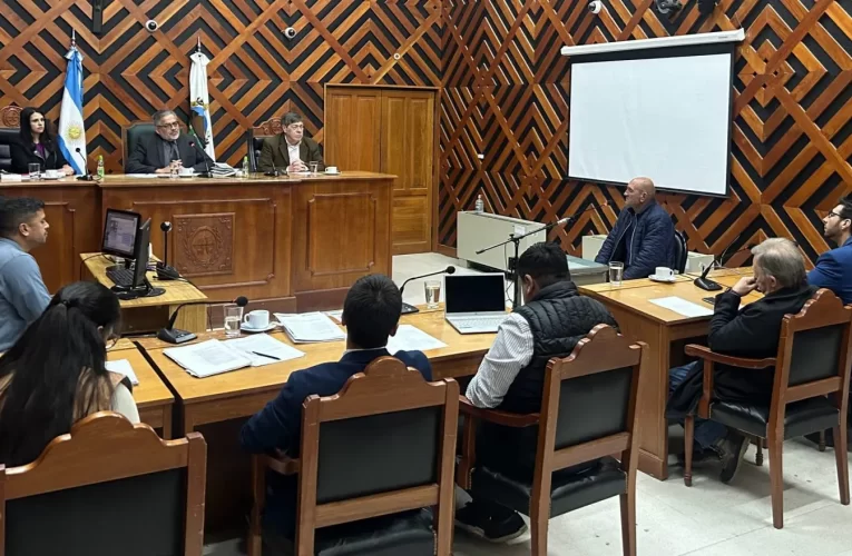 Piden condenar a funcionario municipal por la sustracción de baldosas