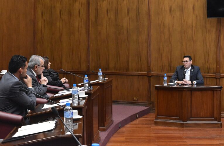 El Senado aprobó la designación de Víctor Endeiza como ministro del Superior Tribunal de Justicia