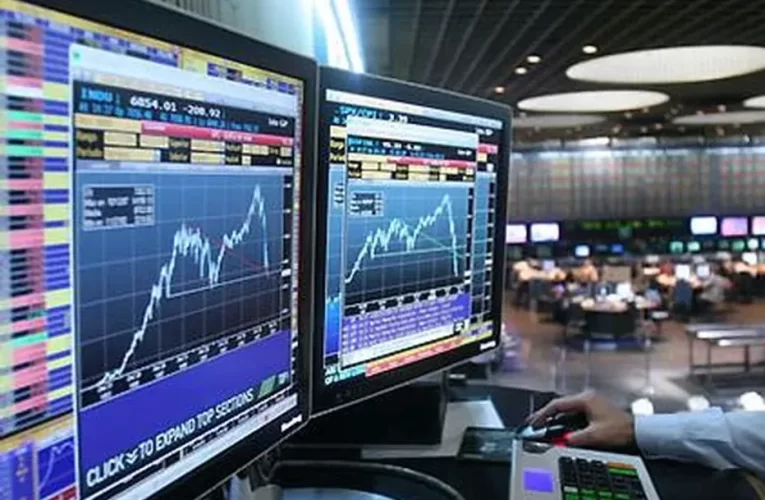 Tras la derrota de Milei en Buenos Aires, el riesgo país supera los 1000 puntos y sube el dolar cripto