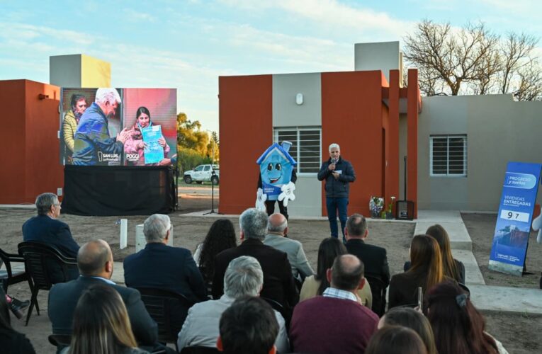 El Gobernador dio precisiones del plan de viviendas ‘Tenemos Futuro’