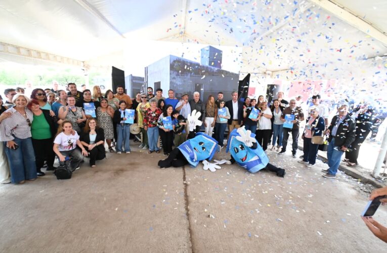 Después de 14 años de espera, 70 familias recibieron su vivienda en Juana Koslay