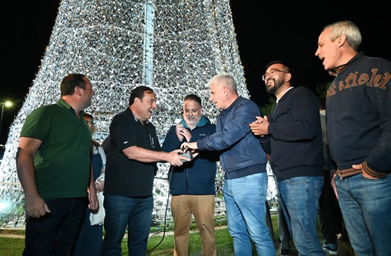 Juana Koslay encendió el ‘Árbol de tus Sueños’