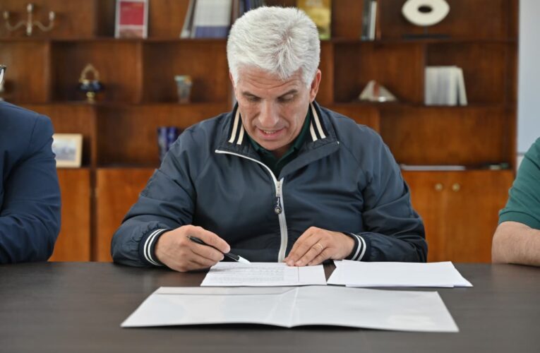 El Gobierno provincial autorizó la compra de materiales para la construcción de 400 viviendas de autoconstrucción asistida