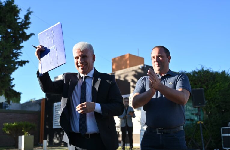 Comenzó la obra de provisión de gas natural en dos barrios en Juana Koslay