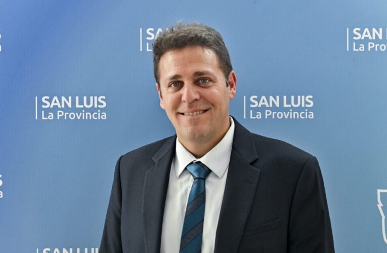 El Gobernador le aceptó la renuncia al ministro de Ciencia e Innovación, Delfor Sergnese