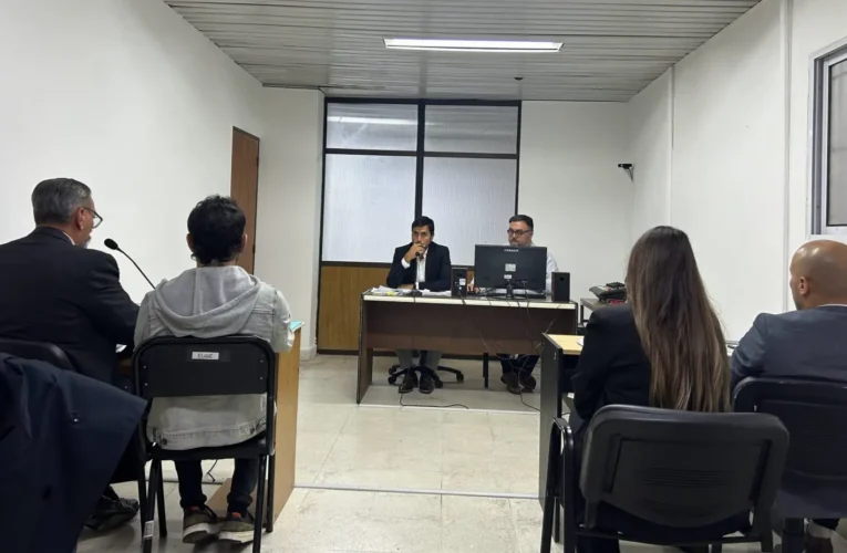 Superarían los $100 millones: Formularon cargos a un hombre por estafa reiteradas