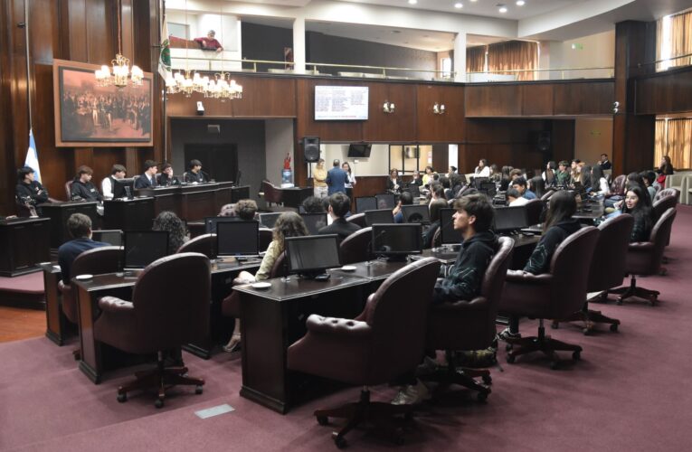 Ya se inscribieron 50 escuelas para participar en ‘Diputados por un Día’