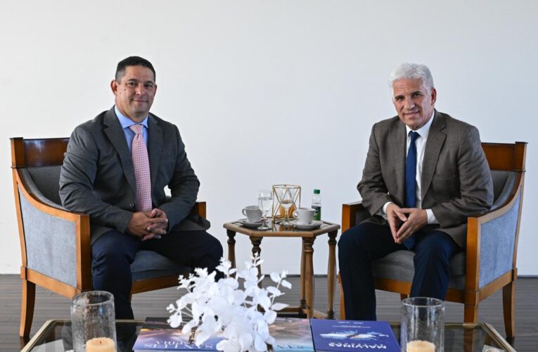 El Gobernador recibió en su despacho al diputado nacional Claudio Álvarez