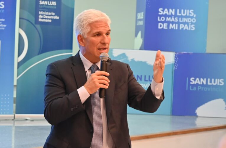 Poggi: “Estamos relanzando políticas que miran el futuro”
