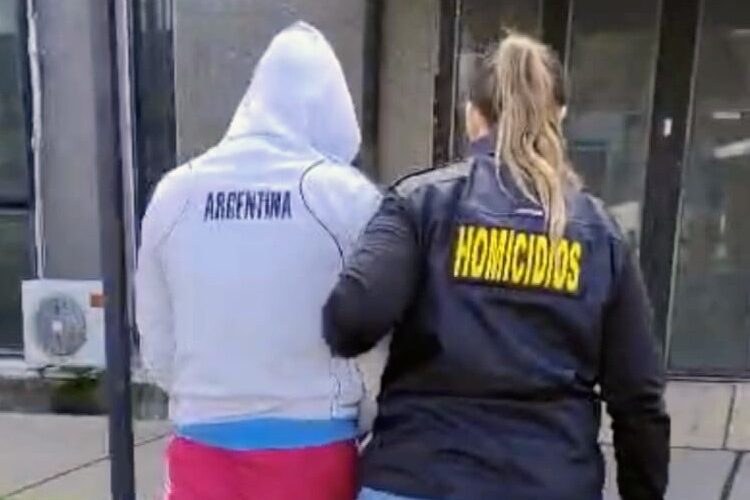 Villa Mercedes: Enviaron a la cárcel a la joven que prendió fuego a su pareja