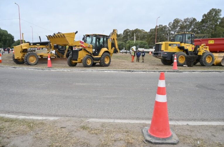 El Gobierno puso en marcha la obra de puesta en valor integral de la avenida Santos Ortiz