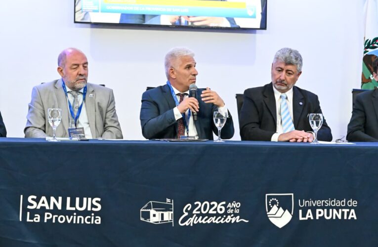 Poggi encabezó la apertura del 49° Congreso Nacional de Profesores de Costos