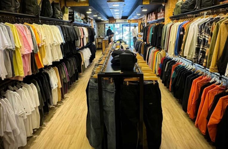 Este lunes vuelve la promo para comprar indumentaria con 50% de descuento